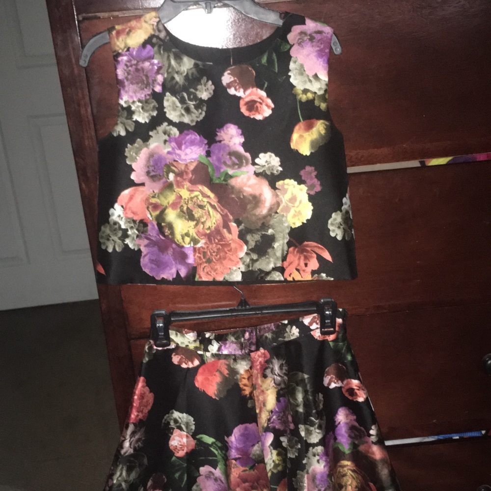 Girls dress